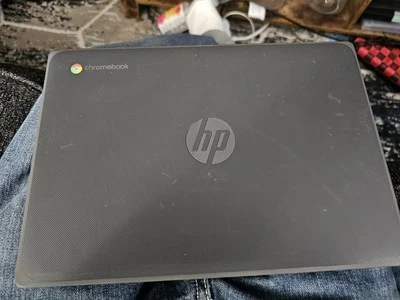 HP CHROMEBOOK G8. FACTORYRESTORED.  11.6 INCH. WORKING. COMES WITH A CHARGER.  - Image 1 of 4