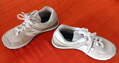 Zapatillas New Balance Core Nimbus Cloud WL574EVW Blanco/Gris M 7.5 / W 9 - Usadas en Excelente Condición Foto 1 de 4