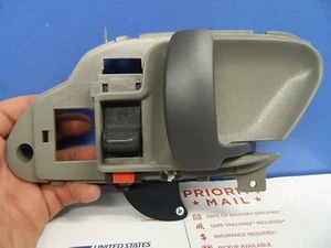 Suburban Tahoe Yukon Truck Gray Inside Inner Door Handle Passenger RIGHT Side - Picture 1 of 1