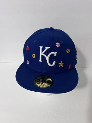NEW ERA MLB Fitted Hat Size 7 3/4 Kansas City Royals Sleigh Holly 2022 59Fifty - Image 1 of 4