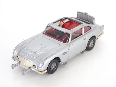 Corgi Aston Martin DB5 007 James Bond Silver Toy Car Vintage Diecast Model - Image 1 of 4