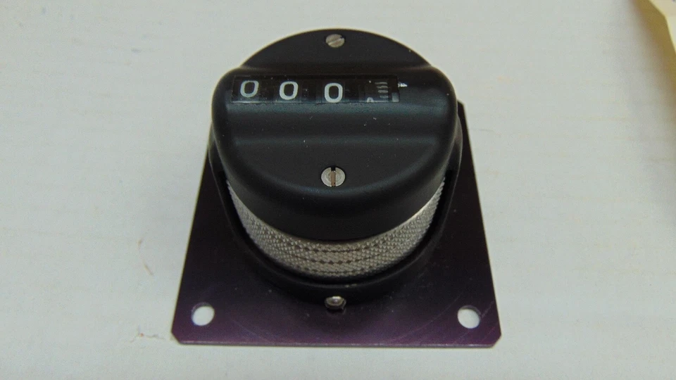 Amphenol Microdial Counting Potentiometer Knob 1304 NIB - Image 1 of 4