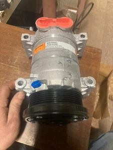 New ACDelco 15-22220 A/C Compressor GM89019403 - Picture 1 of 5