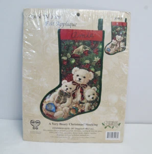 Kit de Medias de Oso de Navidad Apliques de Fieltro ¡Una Navidad Muy Beary! 19" 2003 NOS - Imagen 1 de 4