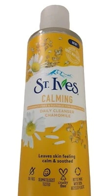 Limpiador diario calmante de manzanilla St. Ives 6,4 fl oz Foto 1 de 3