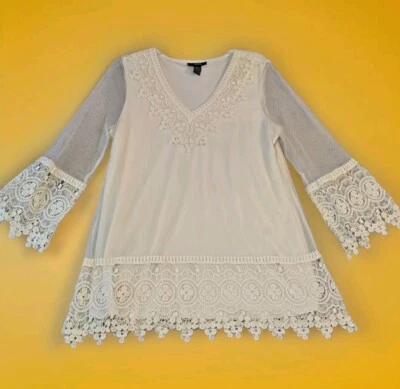 Women's Summer Fall Special lacey cream colored Loose Fit dress Abv knee  - Image 1 of 4