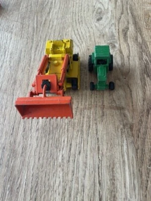Matchbox King Size K-8 Caterpillar Traxcavator Lesney 1970 Vintage and tractor - Image 1 of 4