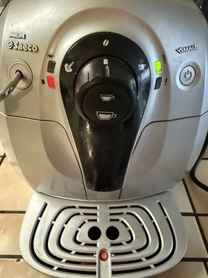 Philips Saeco XSmall máquina de café espresso molinillo de café automático VENDIDO PARA REPUESTOS Foto 1 de 4