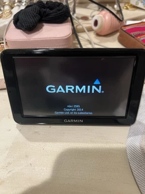 Garmin Nuvi 2595LMT Pre Owned TESTED WORKING Lifetime Maps - Image 1 of 4