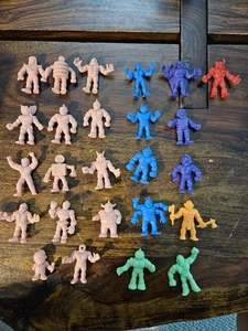Vintage Lot Of 25 M.U.S.C.L.E. Muscle Men Toy Figures Kinnikuman Flesh Colors - Picture 1 of 14