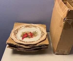 NEU Cracker Barrel Woodland Cardinal Salatteller Menge 4 Susan Winget Neu im Karton - Bild 1 von 5