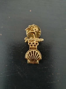 Shell 200O Sydney Olympics Pendant - Picture 1 of 2
