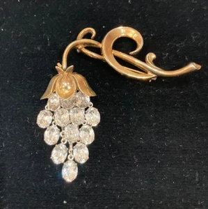 Prendedor/broche de cristal facetado en cascada Trifari genuino vintage - Imagen 1 de 3