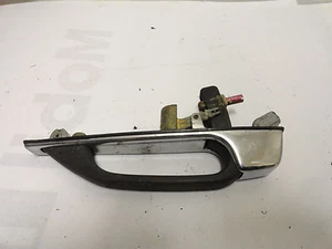 1977-1985 MERCEDES W123 300D RIGHT REAR RH Door Handle latch assembly - Picture 1 of 3