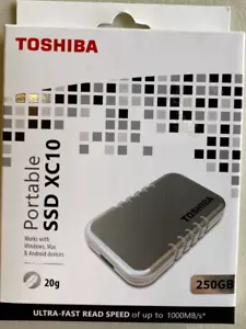 Toshiba XC10 USB-C Portable SSD 250GB - Picture 1 of 2