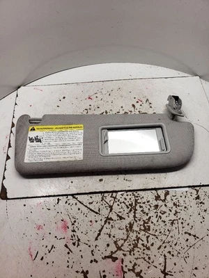 Солнцезащитный козырек для правостороннего пассажира с подсветкой подходит для Audi A6 05–11 годов выпуска 1267531 - Изображение 1 из 4