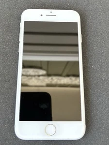 Apple iPhone 8 - 64GB - gwiezdna szarość (odblokowany) - Zdjęcie 1 z 4