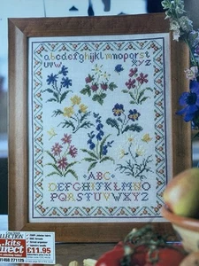Tabla de diseño de punto de cruz vintage de sampler de flores silvestres - Imagen 1 de 3