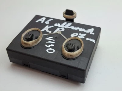 AUDI A6 Allroad 4GH, 4GJ Ant SX Porta Controllo Unità 4F0959792P 4F0910793P - Immagine 1 di 4