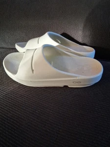 OOFOS OOMega OOAHH Damengröße 7 Cocanut Milk Recovery Komfort-Pantolette - Bild 1 von 6