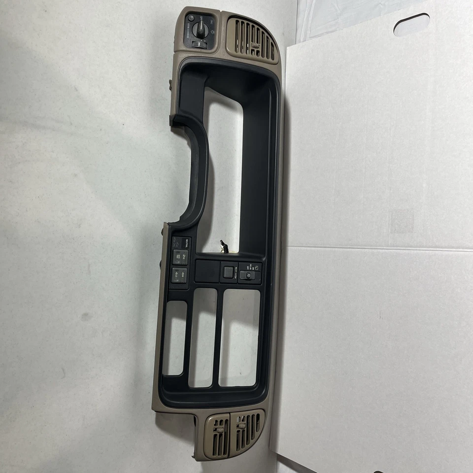 95-99 CHEVY GMC SILVERADO C/K bisel de tablero cuadro de instrumentos medidor Speedo bronceado Foto 1 de 4