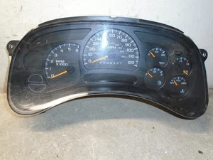 200-200 Chevy Silverado 1500 2500 Speedometer Gauge Cluster OEM 15105687 - Picture 1 of 4