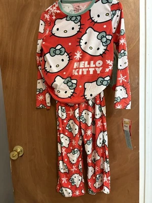 Conjunto de pijama de Navidad Hello Kitty con calcetines a juego talla 10/12 nuevo con etiquetas Foto 1 de 2
