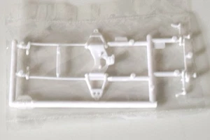 AMT 1960 CHEVY APACHE PICKUP #1444M ⭐PARTS⭐ FRONT SUSPENSION+MORE 1:25 - Picture 1 of 3