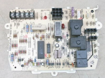 Carrier Bryant Payne HK42FZ009 1012-940-J Furnace Control Circuit Board - Image 1 of 2