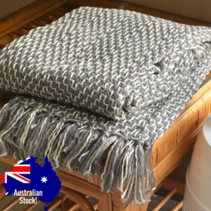 New Chunky Soft Grey Woven Throw Blanket Bed Sofa Couch Home Décor Classic Rug - Picture 1 of 6