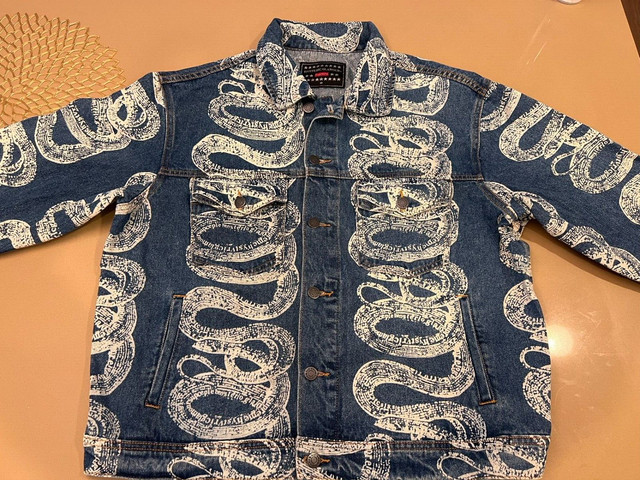 LV X Supreme Denim Jacket ( Light / Dark Blue ), Men's Fashion