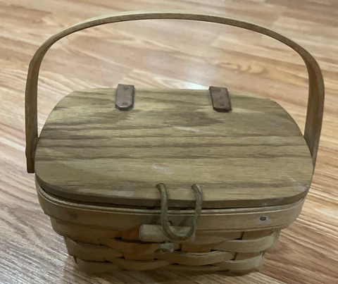 longaberger basket Small 7x6x4 With Lid Leather Strap Signed DL 1991 Vtg Mint Cover