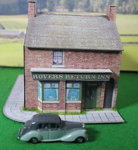 TT:120 scale, Rovers Return Pub,  ** Ready-Made **. - Picture 1 of 3