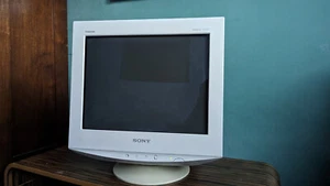 Sony CPD G420 - Bild 1 von 9
