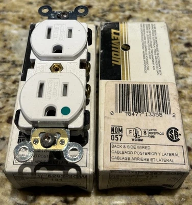 (2)- Leviton 5262-SGW, 125VAC 15A, 2P 3W, NEMA 5-15R HOSPITAL GRADE WHITE - Image 1 of 2