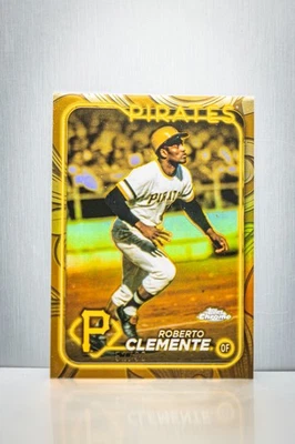 2024 Topps Gilded - Roberto Clemente - Gold Lava Refractor /99 - Image 1 of 2