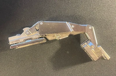 NOVO! Dobradiça de grama 3903, 2625110, clip-on, mola de fechamento automático, sobreposição completa (1203) - Imagem 1 de 4