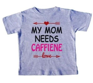 Camisas divertidas para bebés pequeños - Mamá necesita cafeína - Regalos de café para mamá - Imagen 1 de 5