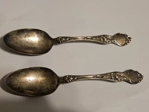 2 cucchiaini da dessert antichi vintage Irian by Wallace argento sterling 5" - Foto 1 di 10