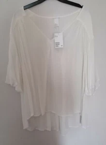 Anna Glover for HM White Bohemain Floaty Top 20 - Picture 1 of 4