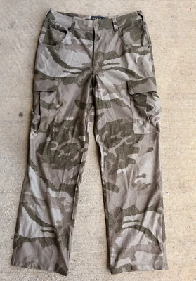 Cabelas Microtex Classic Pants Outfitter Camo Green Gray Men’s Size 30 REG - Image 1 of 3