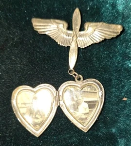 VTG WWII Army Air Corps Cadet Wings Photo Locket Sweetheart  - Picture 1 of 4
