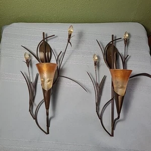 Dawn Lily Wall Sconce - Picture 1 of 6