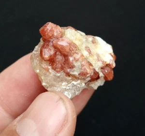 Granat mit Silberglimmer aus Afghanistan. - Bild 1 von 8