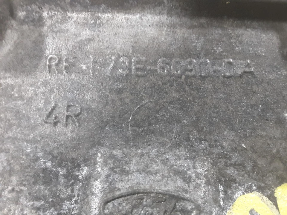 Used Left Engine Cylinder Head fits: 1998 Ford Contour 6-155 2.5L exc. SVT Left Foto 1 de 4