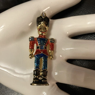 Christopher Radko Juguete Soldado Broche Pin Cascanueces Esmalte Navidad Moda Foto 1 de 4