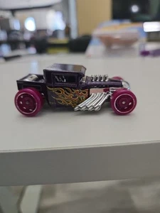 Hot Wheels HCX12 Bone Shaker "HW DREAM GARAGE" 2022 - Picture 1 of 7