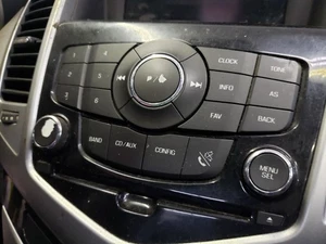 Audio Equipment Radio VIN P 4th Digit Limited Opt Uye Fits 11-16 CRUZE 1229750 - Picture 1 of 9