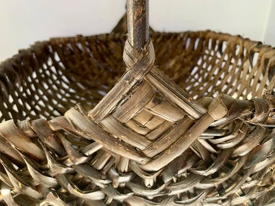 Antigua cesta tejida mango ojo de Dios 12” X 13” X 7” vintage oscuro redondo Foto 1 de 4