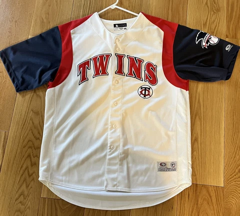 Minnesota Twins MLB Baseball Genuine Merchandise Men's XL Button Up Jersey White Cover